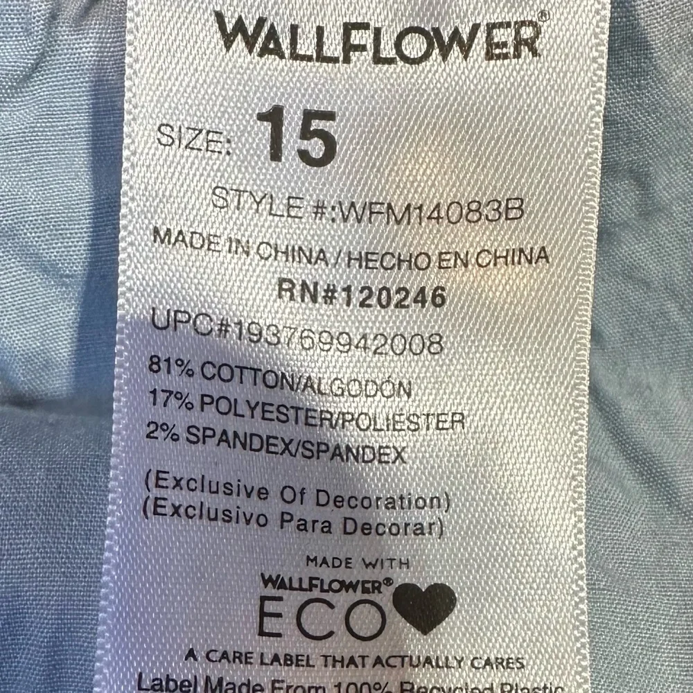 NWT women’s Wallflower slim bootcut jeans Sz 15 - Picture 6 of 7